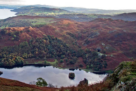 Loughrigg and Rydal Water. Photo: Christine Hasman CC-BY-SA-2.0 Loughrigg and Rydal Water. Photo: Christine Hasman CC-BY-SA-2.0