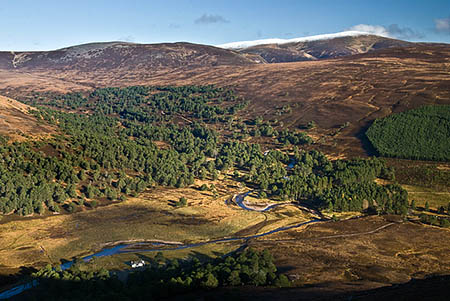 The Luibeg route into the Lairg Ghru is currently impassable. Photo: Nigel Corby CC-BY-SA-2.0