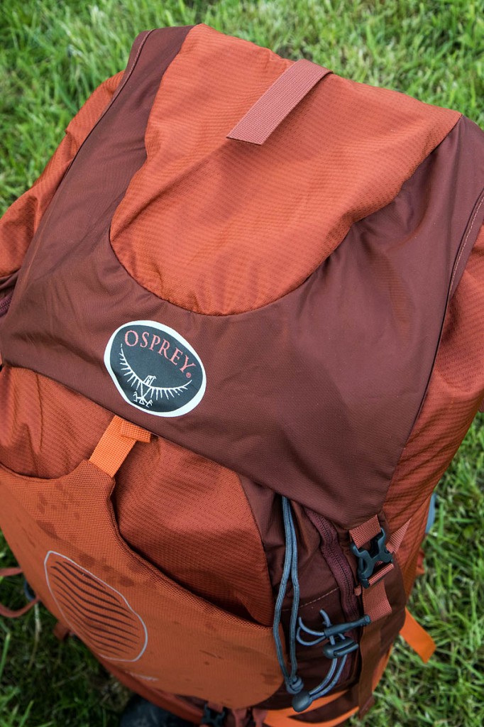 The lid can be removed and the top opening is then covered by the FlapJacket The lid can be removed and the top opening is then covered by the FlapJacket