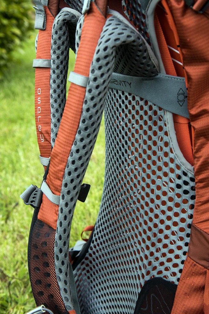 The harness and trampoline section of the back both aid ventilation The harness and trampoline section of the back both aid ventilation