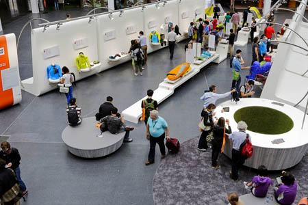 Visitors inspect award winners. Photo: Messe Friedrichshafen/OutDoor Visitors inspect award winners. Photo: Messe Friedrichshafen/OutDoor