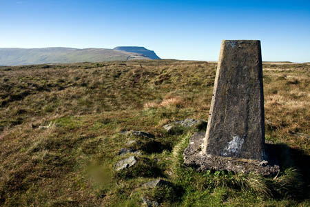Park Fell, with Simon Fell and Ingleborough in the distance Park Fell, with Simon Fell and Ingleborough in the distance