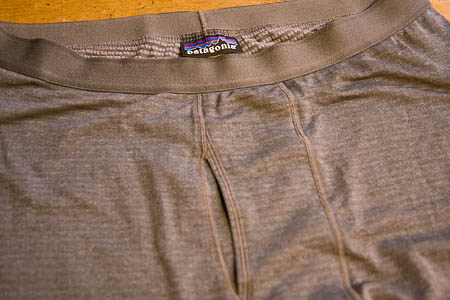 The outer layer of the bottoms is smooth The outer layer of the bottoms is smooth