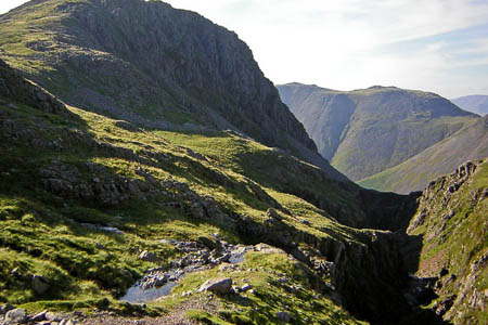 Piers Gill, seen from the Corridor Route. Photo: Kenneth Yarham CC-BY-SA-2.0