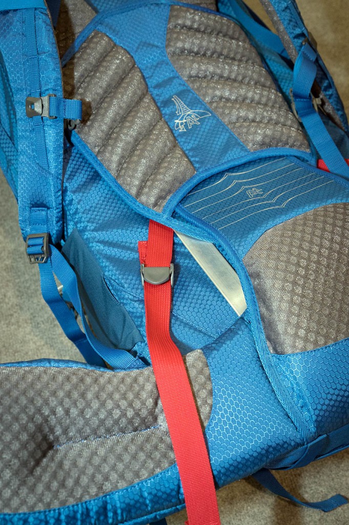 The Pinnacle's A1 back can be adjusted using the red strap. Photo: Bob Smith/grough The Pinnacle's A1 back can be adjusted using the red strap. Photo: Bob Smith/grough
