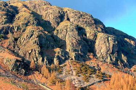 Raven Crag, Langdale. Photo: Mick Garratt CC-BY-SA-2.0 Raven Crag, Langdale. Photo: Mick Garratt CC-BY-SA-2.0