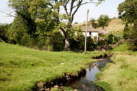 Ings End, Rimington, where Mr Rayton's body was found. Photo: Dr Neil Clifton CC-BY-SA-2.0 Ings End, Rimington, where Mr Rayton's body was found. Photo: Dr Neil Clifton CC-BY-SA-2.0