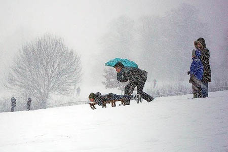 Sledgers need to minimise their risks. Photo: John Brightley CC-BY-SA-2.0 Sledgers need to minimise their risks. Photo: John Brightley CC-BY-SA-2.0