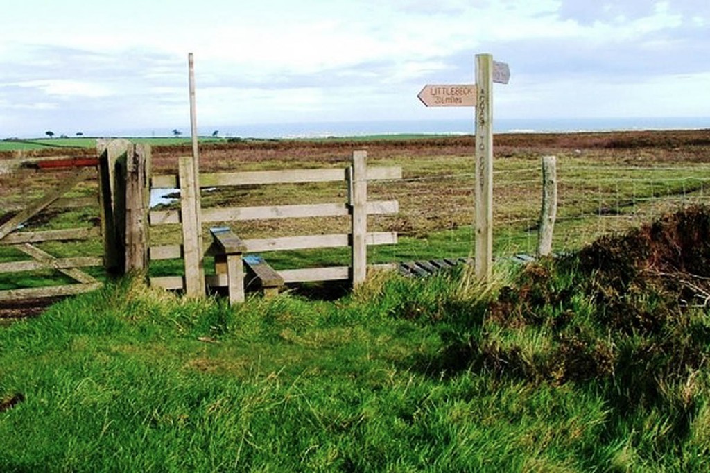 The Coast to Coast route near the proposed mineshaft. Photo: Mick Garratt CC-BY-SA-2.0 The Coast to Coast route near the proposed mineshaft. Photo: Mick Garratt CC-BY-SA-2.0