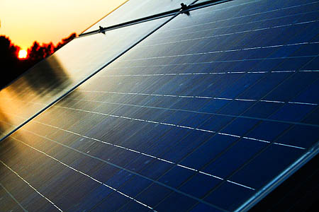 The company wants to install 22,000 solar panels. Photo: Photo: Bernd Sieker CC-BY-SA-2.0