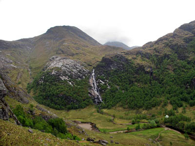 Steall falls, with An Gearanach and An Garbhanach behind. Photo: Andrew Marshall CC-BY-SA-2.0 http://www.flickr.com/photos/88529317@N00/4671923820/