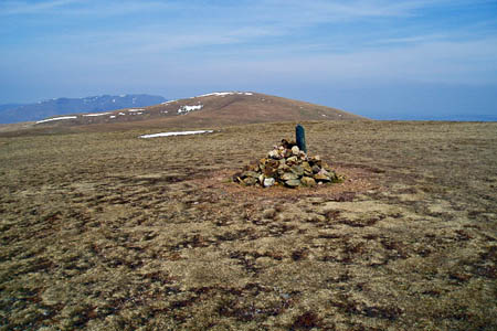 The summit cairn on Stybarrow Dodd, looking north towards Great Dodd. Photo: Martyn B CC-BY-SA-2.0