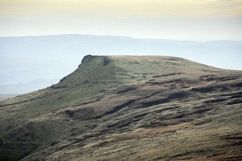 The dog handler believes the keys were lost near Swine's Back during the Kinder Scout search The dog handler believes the keys were lost near Swine's Back during the Kinder Scout search