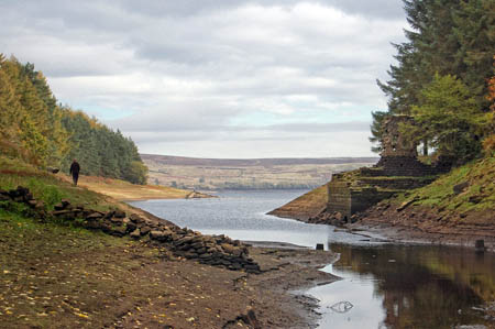 Thruscross Reservoir. Photo: Tom Blackwell CC-BY-SA-2.0 Thruscross Reservoir. Photo: Tom Blackwell CC-BY-SA-2.0