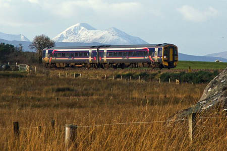 Half-price travel is on offer from ScotRail for MCofS members heading for winter routes in the Highlands. Photo: Peter Plucknett CC-BY-SA-2.0