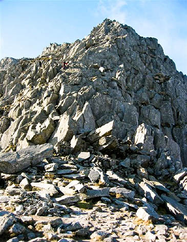 The women turned back while tackling the mountain's North Ridge. Photo: David Crocker CC-BY-SA-2.0