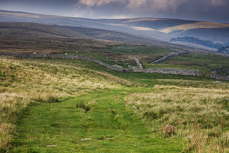 Simpson's Pot lies close to the Turbary Road track above Kingsdale Simpson's Pot lies close to the Turbary Road track above Kingsdale