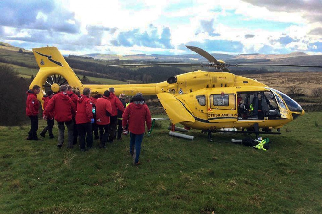 Tweed Valley team members stetcher the injured rider to the air ambulance. Photo: Tweed Valley MRT Tweed Valley team members stetcher the injured rider to the air ambulance. Photo: Tweed Valley MRT