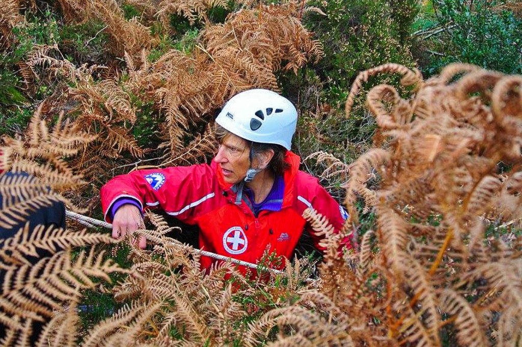 The rescue gets underway at Guisecliff. Photo: Derek Hammond/UWFRA The rescue gets underway at Guisecliff. Photo: Derek Hammond/UWFRA