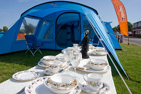 Anyone for glamping? Vango brings out the best tea set at the show Anyone for glamping? Vango brings out the best tea set at the show