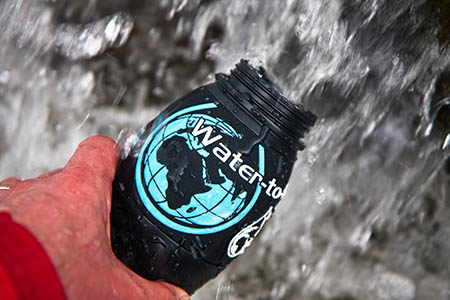 Just unscrew the lid and fill the bottle from your outdoor source Just unscrew the lid and fill the bottle from your outdoor source