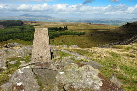 Whelpstone Crag, scene of today's rescue. Photo: Tom Richardson CC-BY-SA-2,0