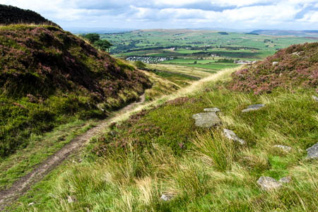 Windgate Nick. Photo: Chris Wimbush CC-BY-SA-2.0 Windgate Nick. Photo: Chris Wimbush CC-BY-SA-2.0